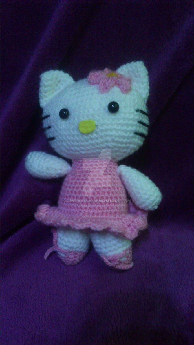 amigurumi_hello_kitty_2_by_amipavouk-daagldu