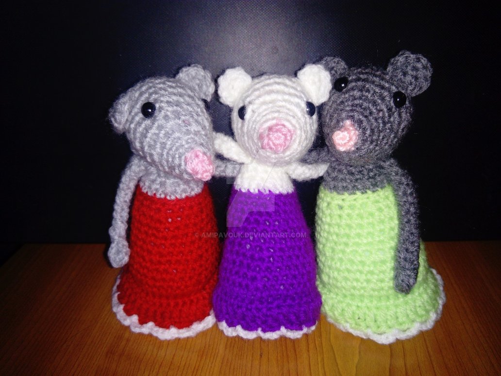 amigurumi_three_little_mice_by_amipavouk-dcazt0l